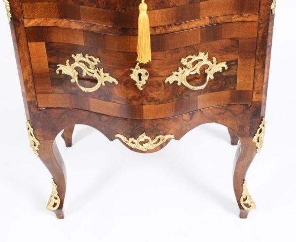 Antique Pair Italian Burr Walnut Serpentine Bedside Chests - Image 6