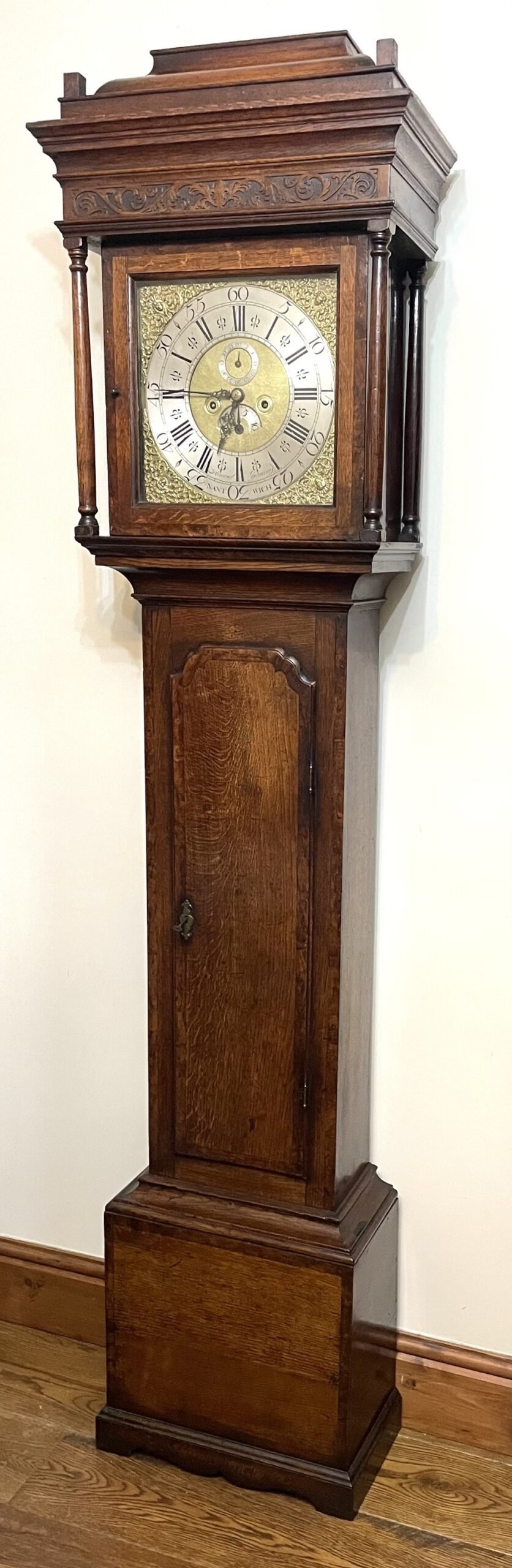 Antique Georgian Oak & Walnut Longcase Clock by Samuel Young, Nantwich, c. 1720–1740 - Image 5