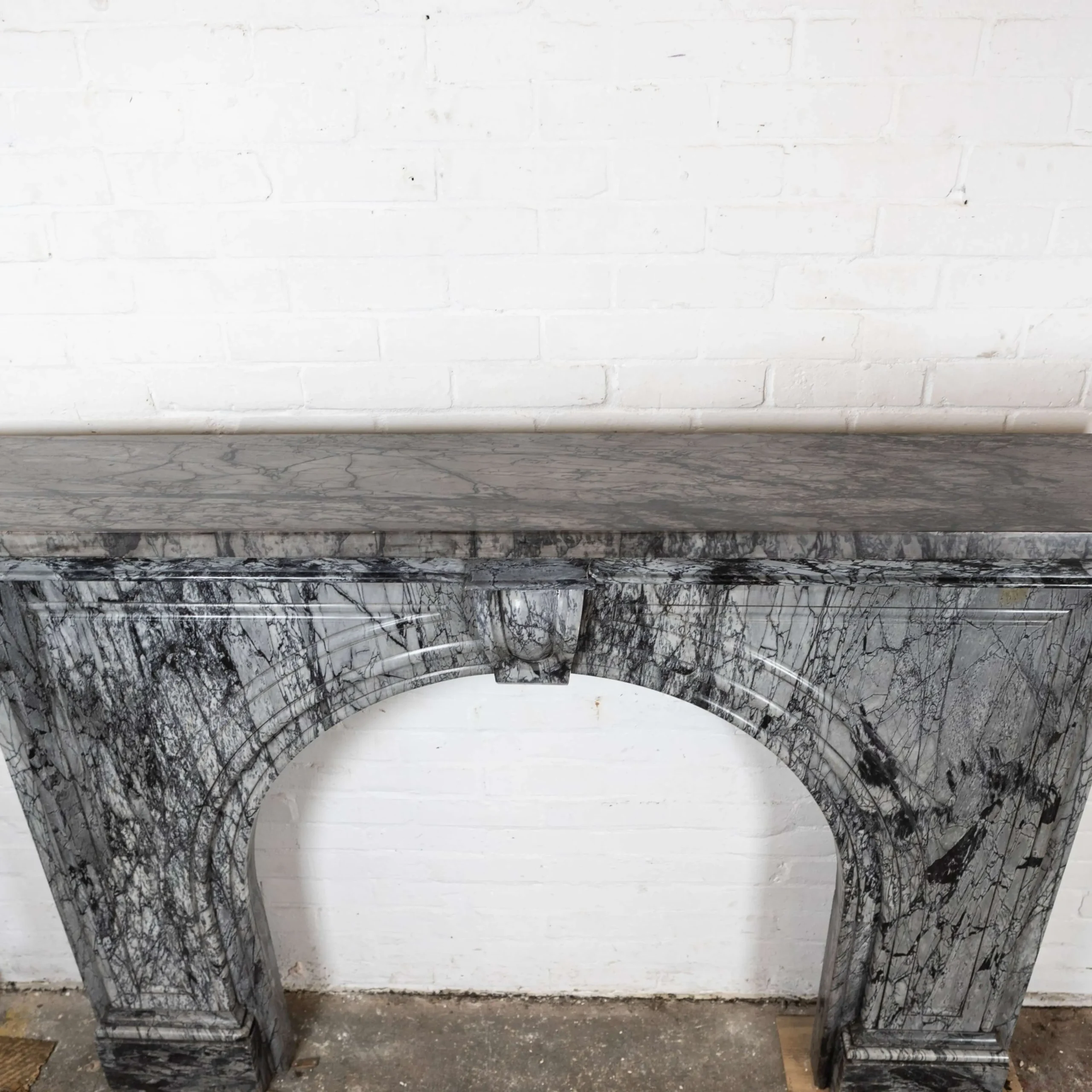 Large 19th Century Victorian Bardiglio Marble Arched Fireplace Surround - Image 4