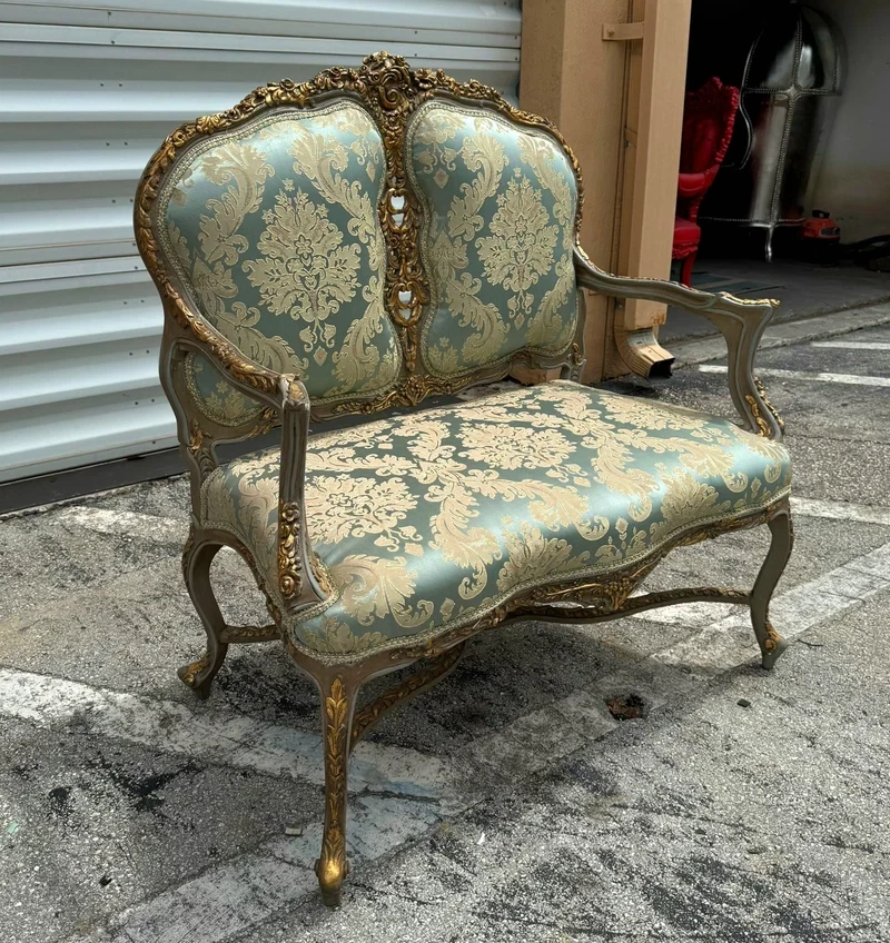 Antique French Baroque Settee with Gold Leaf Detailing - Image 2